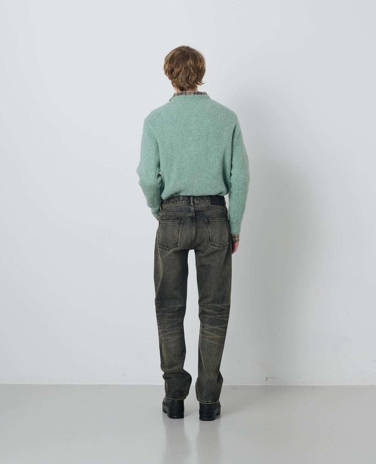 LOW STRAIGHT